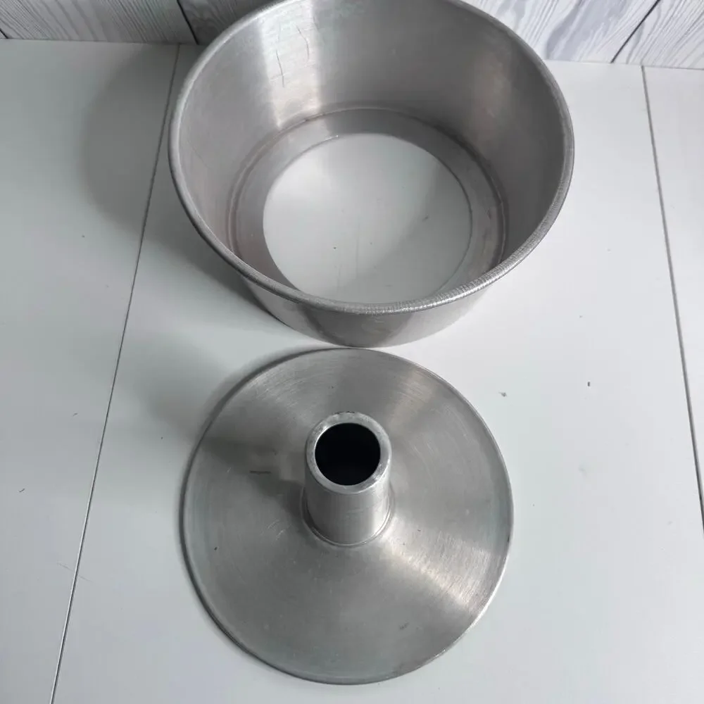 Vintage Aluminum  Angel Food Tube Cake Pan Two Piece  10